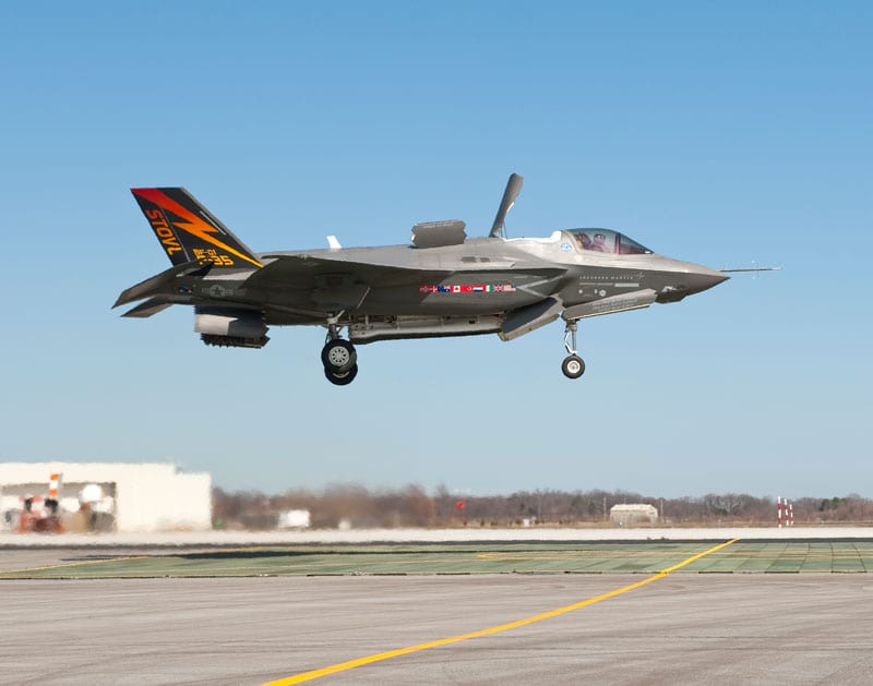 F-35B Makes First Vertical Landing | Defense Media Network