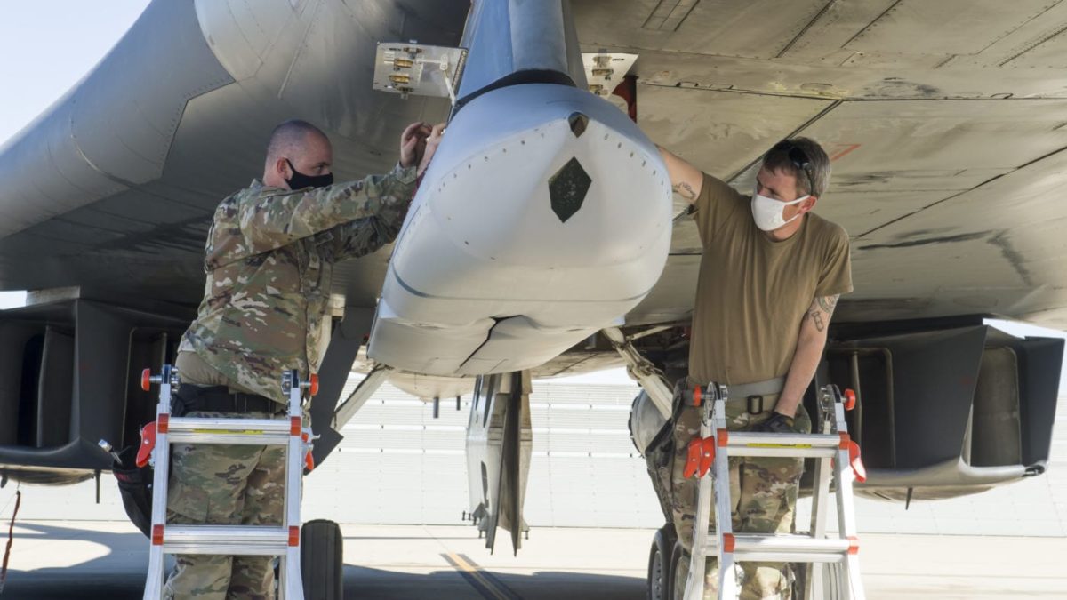 B-1B Lancer Completes Successful External Release Demonstration ...